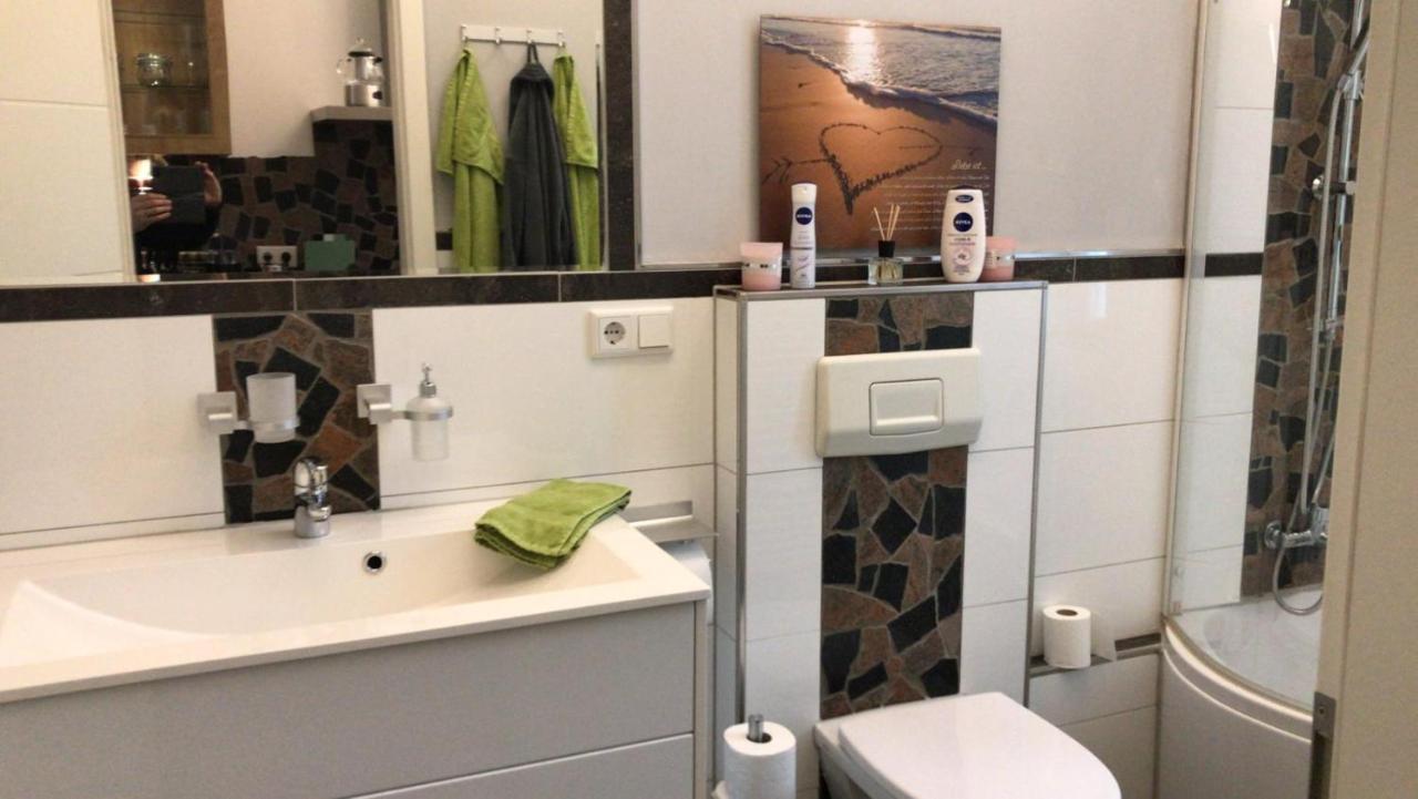 Stadthaus Artur - Apartment Madrid 雷姆沙伊德 外观 照片