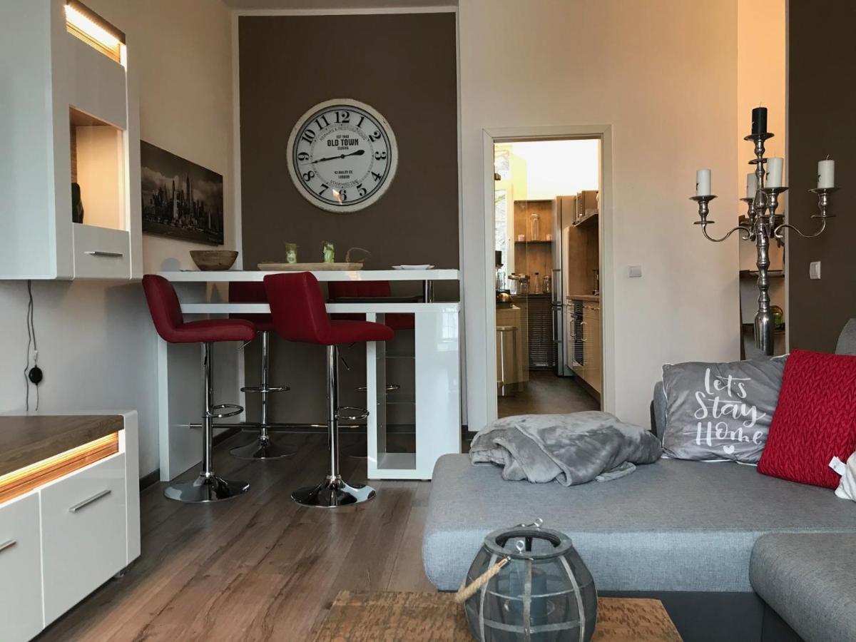 Stadthaus Artur - Apartment Madrid 雷姆沙伊德 外观 照片